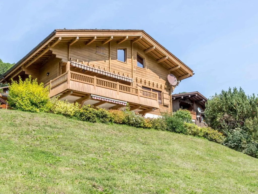 Chalet 10 pers à La Clusaz - 5 ch - Calme - Cheminée - Animaux admis - Parking - FR-1-437-73