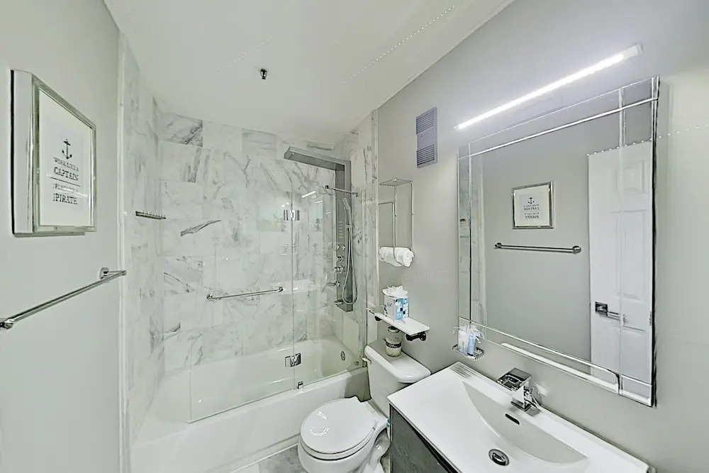 New Listing! Serene 2 Br W/ 3 Pools! 2 Bedroom Condo