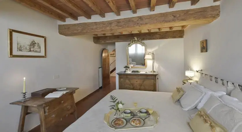 Visconti Halldis Apartment