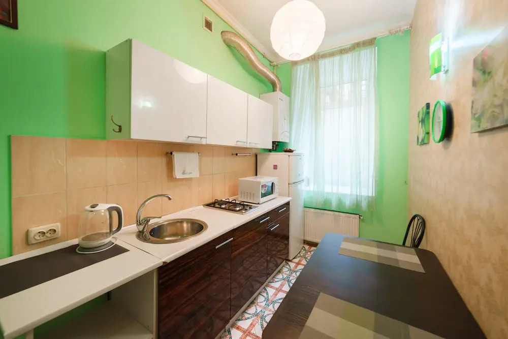 LeonRooms Ekaterinenskaya 18
