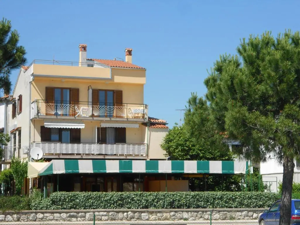 Stella Mare Apartments