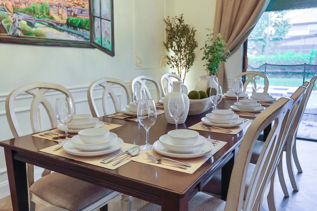 Pixar Paradise Pool & Spa Sleeps 20 Near Disney