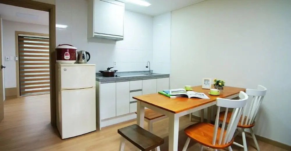 Gotjawal Geomunoreum Pension