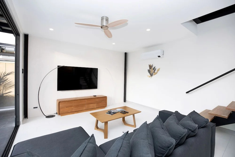 New 2-Storey Oxygen Pool Villa Sunset 8