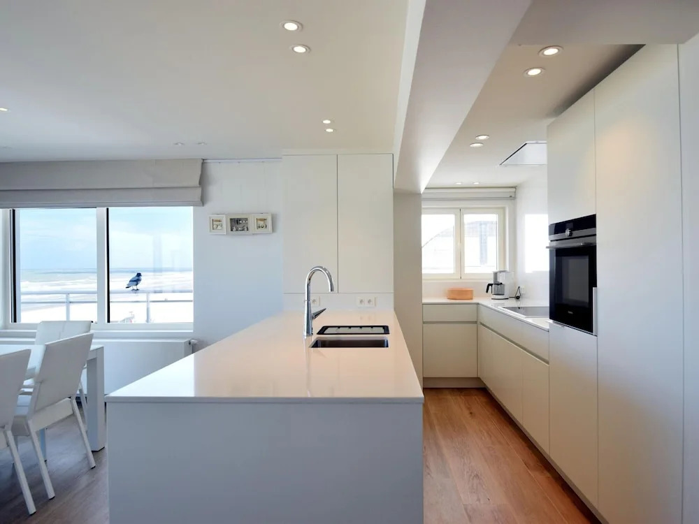 Golf Apartment With Balcony Near the sea