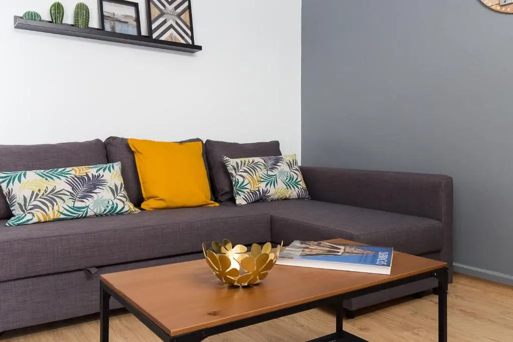 Lovely and Convenient Sagrada Familia Apartment