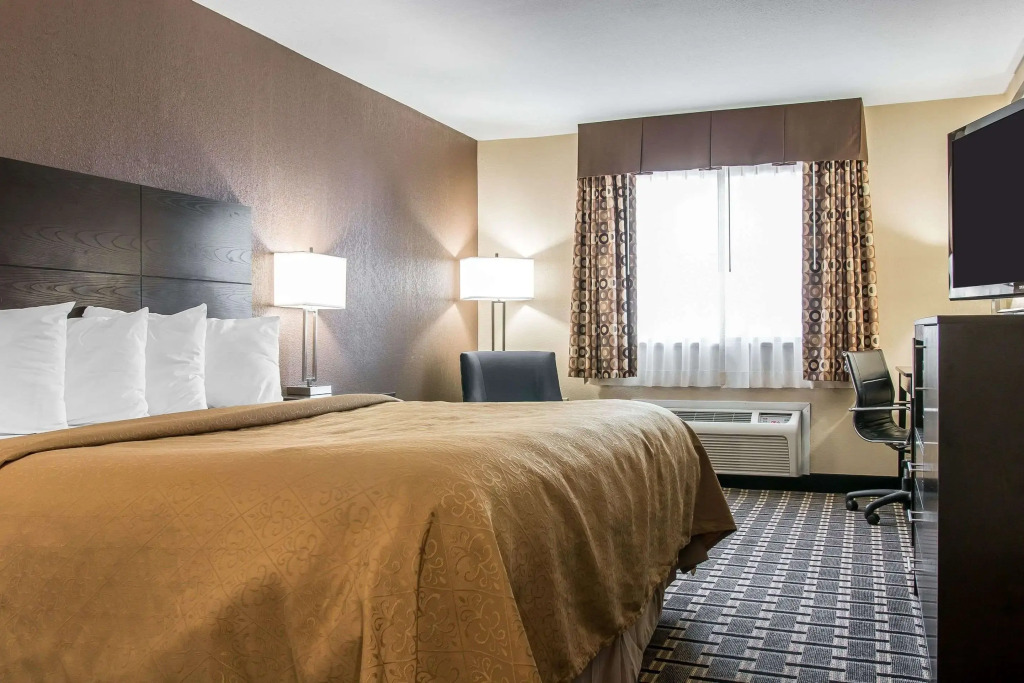 Quality Inn Grand Rapids South-Byron Center