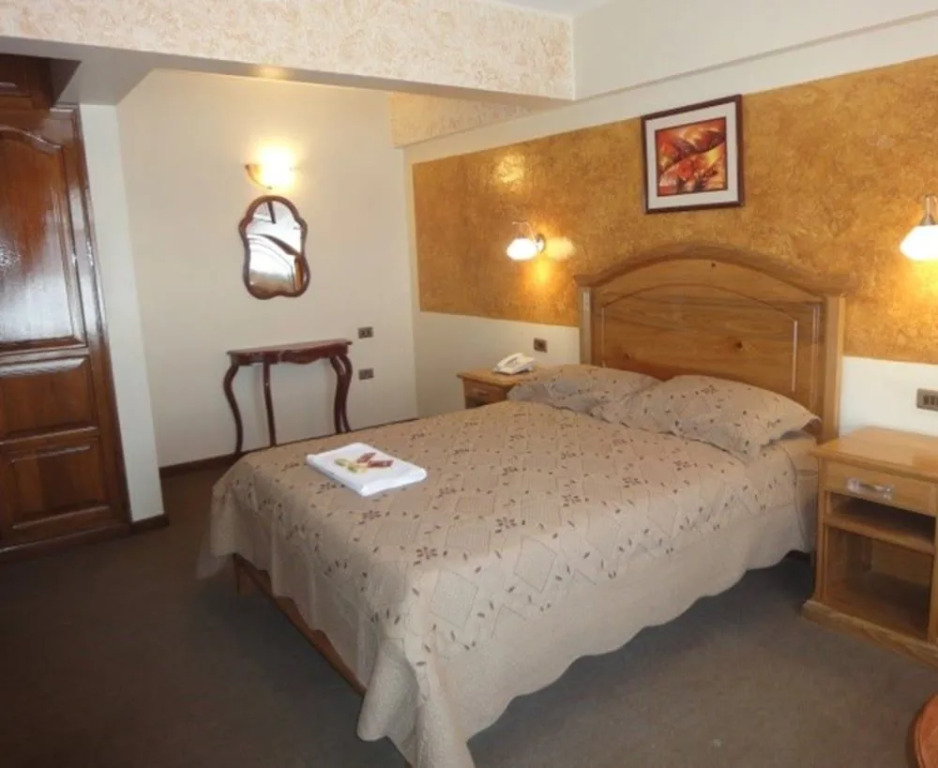 HOTEL MAISON FIORI Plaza Colon