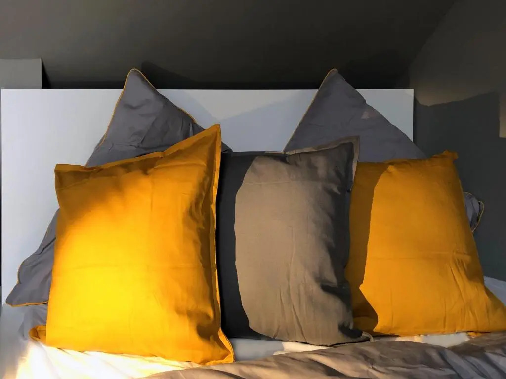 Guestroom by "FARBGESTALT"
