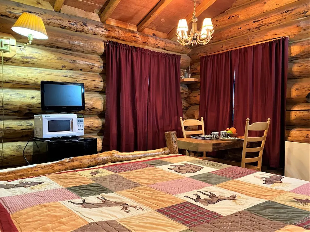 Alaska Creekside Cabins in Seward