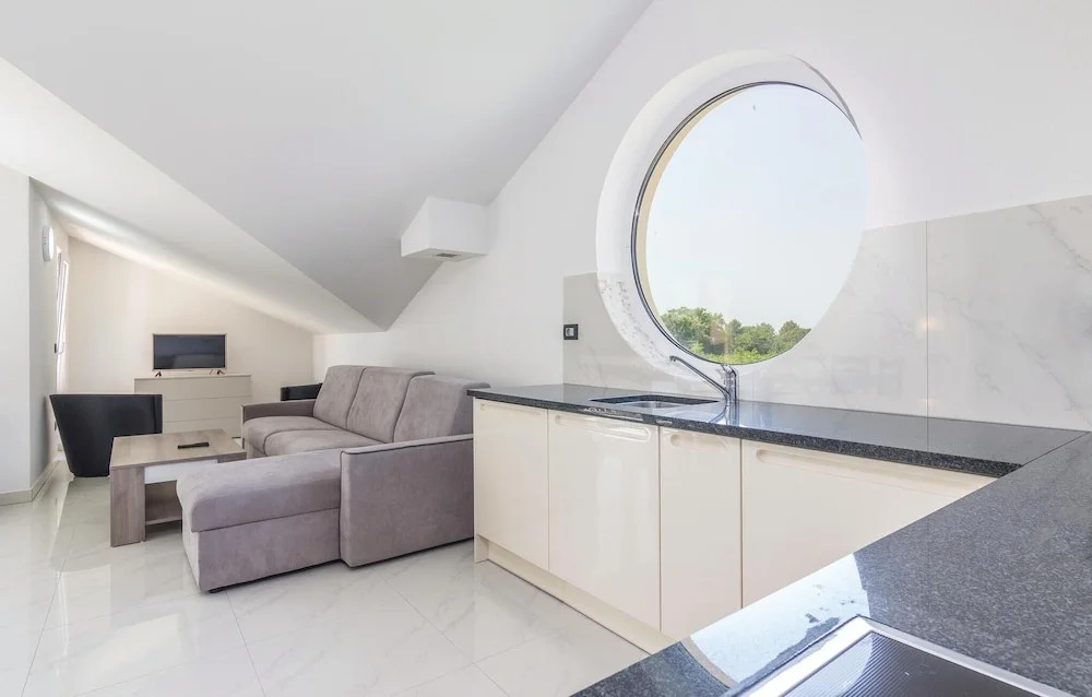 Nice Home in Funtana With Wifi and 3 Bedrooms