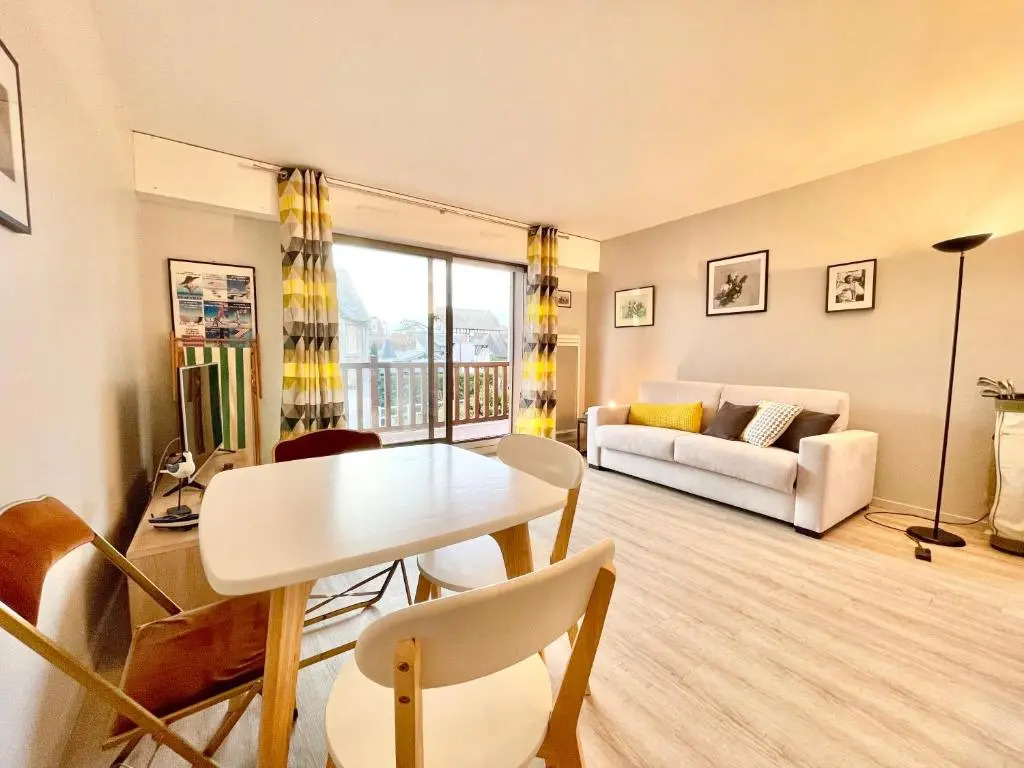 ECHAPPEE CHIC - Balcon - 150 m Casino Deauville & Plage
