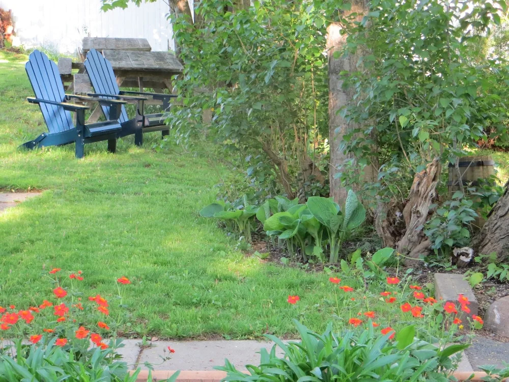 Farmhouse Inn B&B