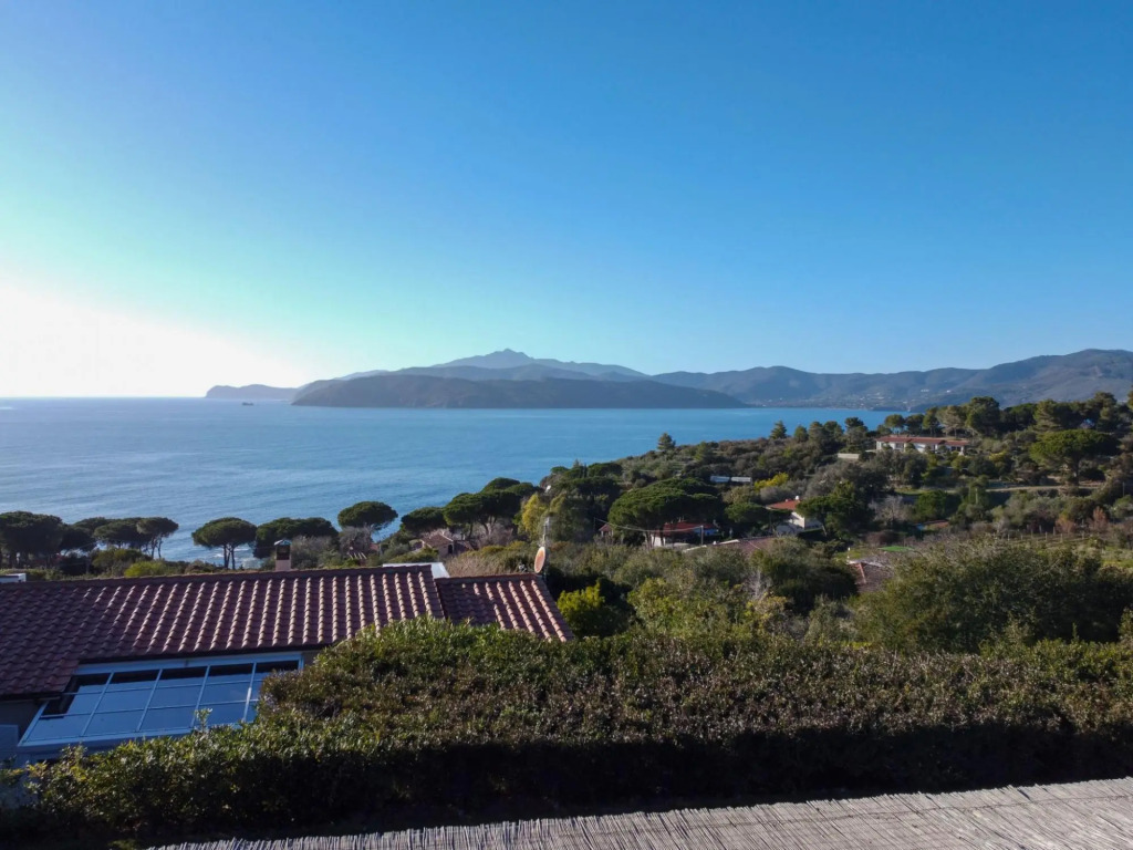 Bacio del sole, newly renovated four-room apartment, made by 7 beds-Bacio Del Sole