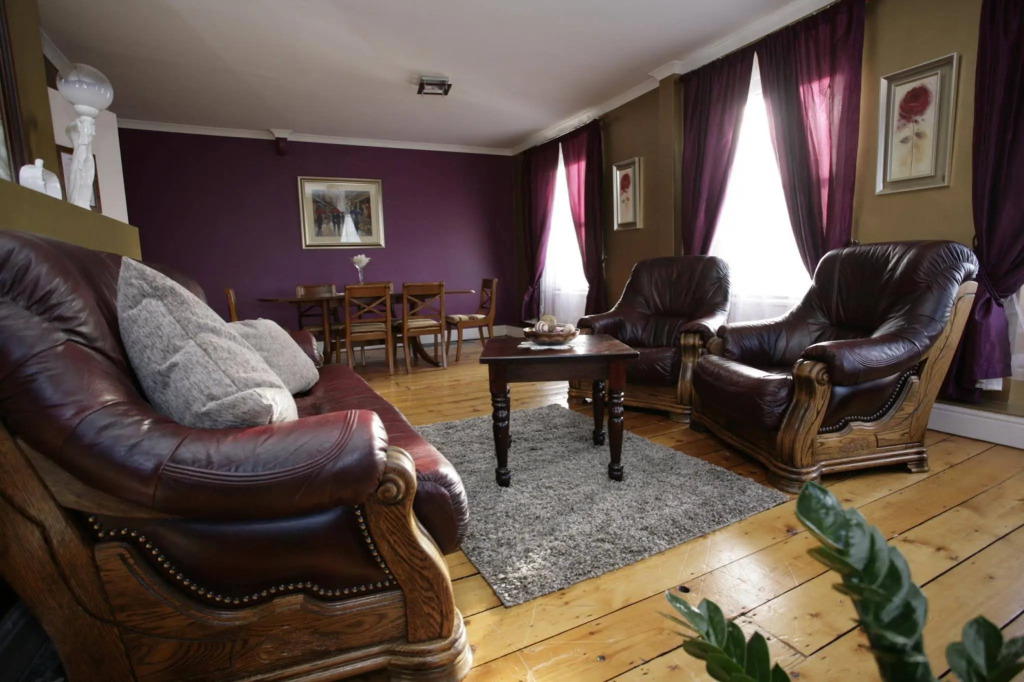 The Stroud Hotel