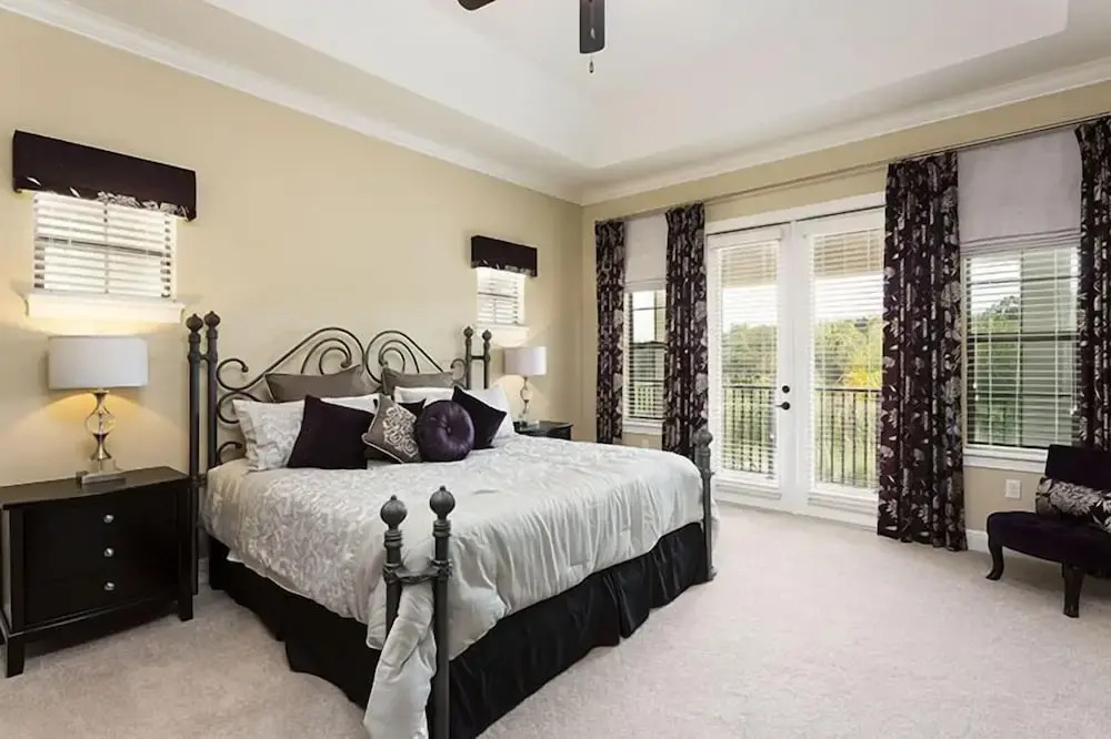5 Bed 5 Ba Villa with Game Room, Pool & Spa