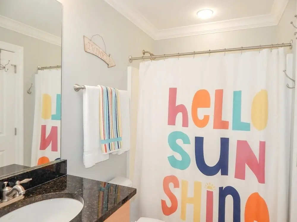 305 Holiday Isle 305 - 2 Br Condo