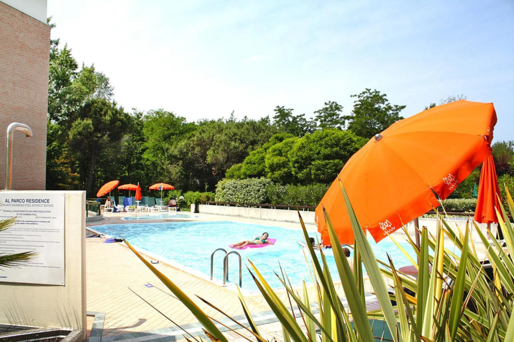 Apartment in Bibione Pineda with balcony