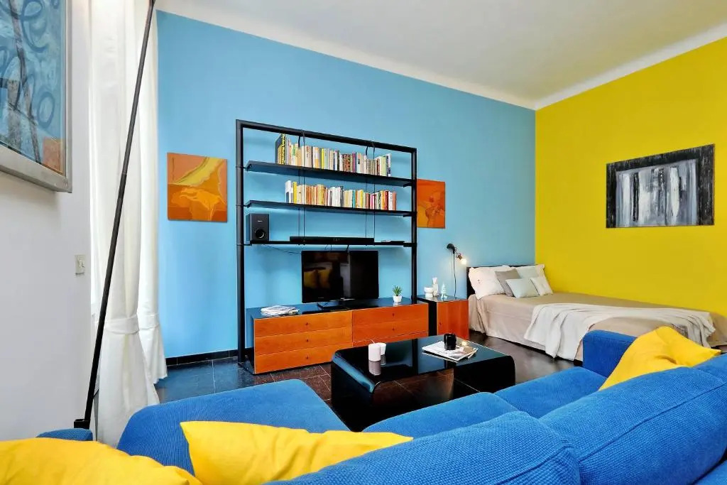 ALTIDO Colorful Studio for 2 near Arco della Pace
