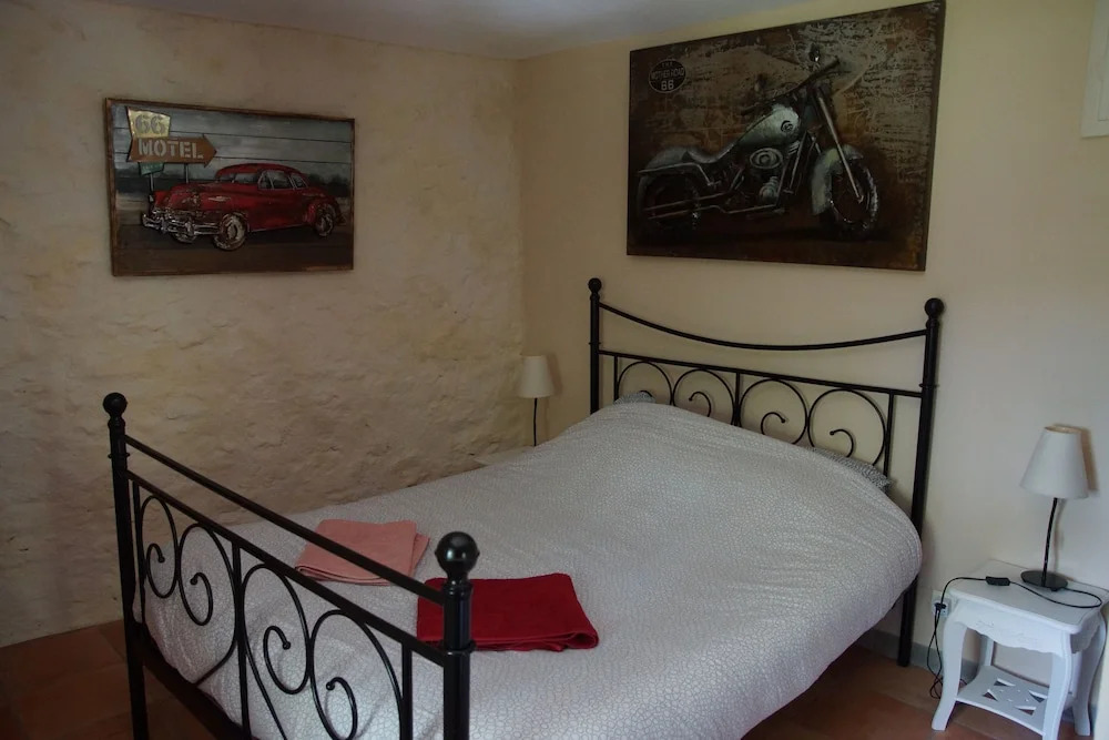 Chambres d´Hôtes Prieuré dOrniols