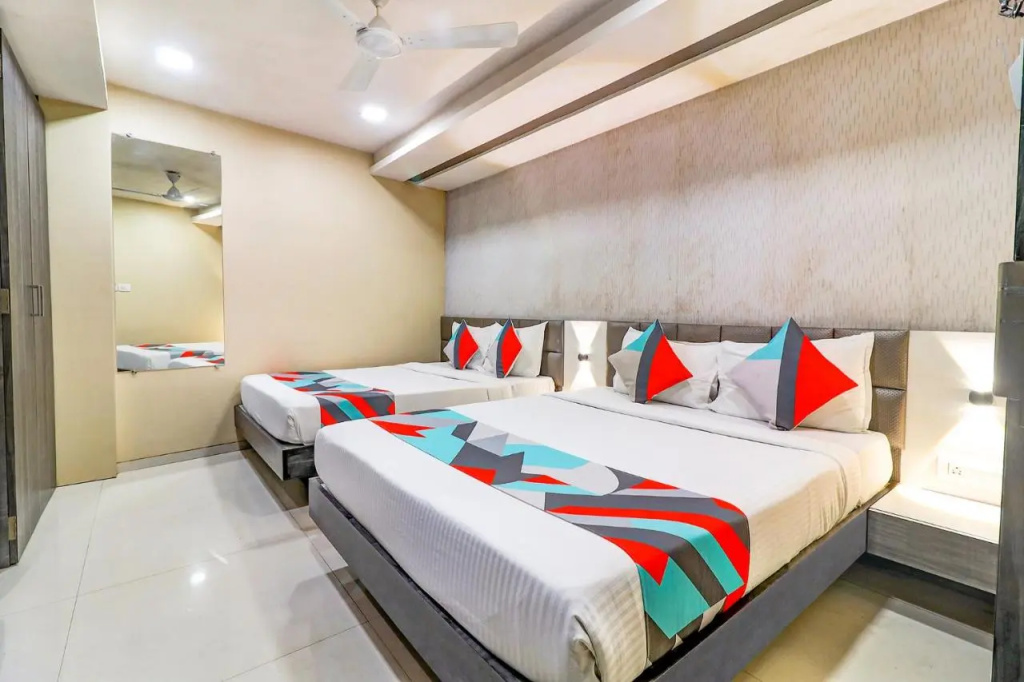 FabHotel Grand Heritage - Nr BKC