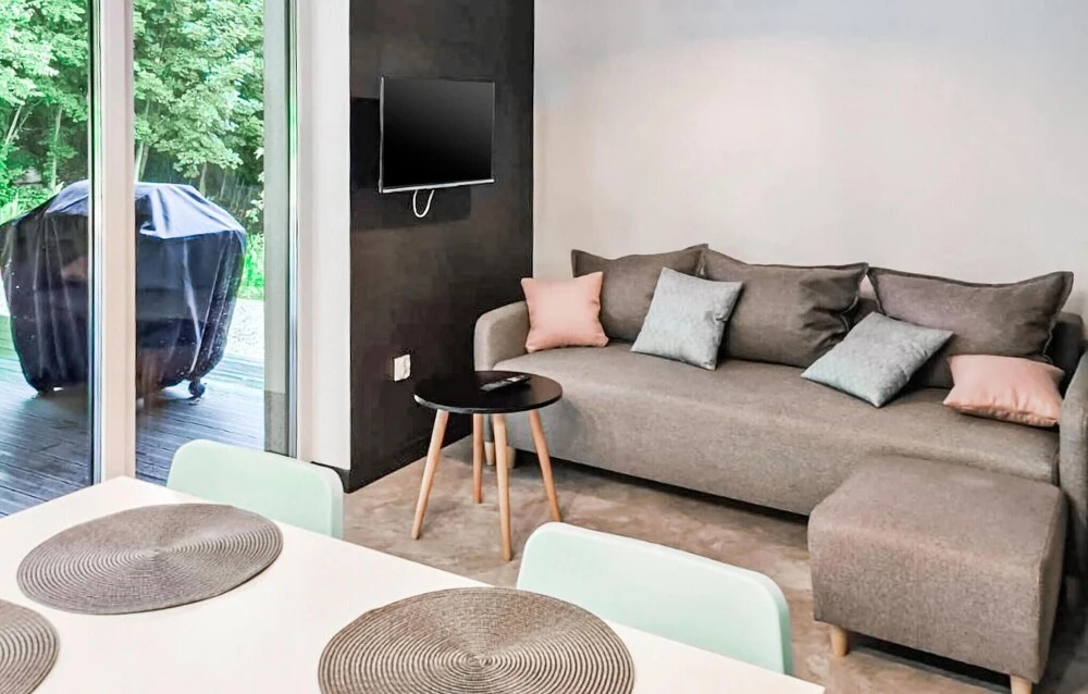 Nice Home in Staniszów With 3 Bedrooms and Wifi