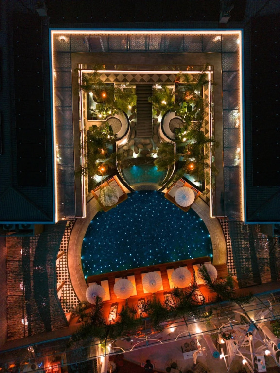 Genesis Hotel