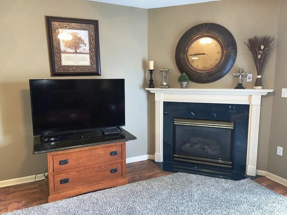 Whispering Pines 641