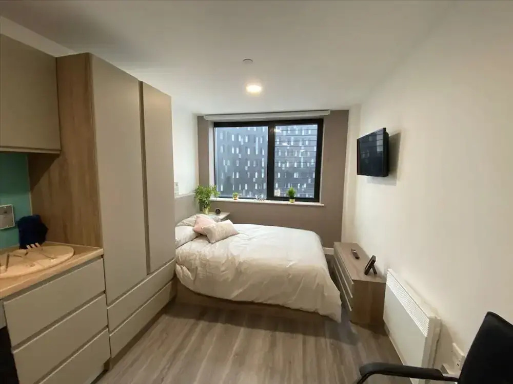 Ensuite Rooms and Studios in Portsmouth