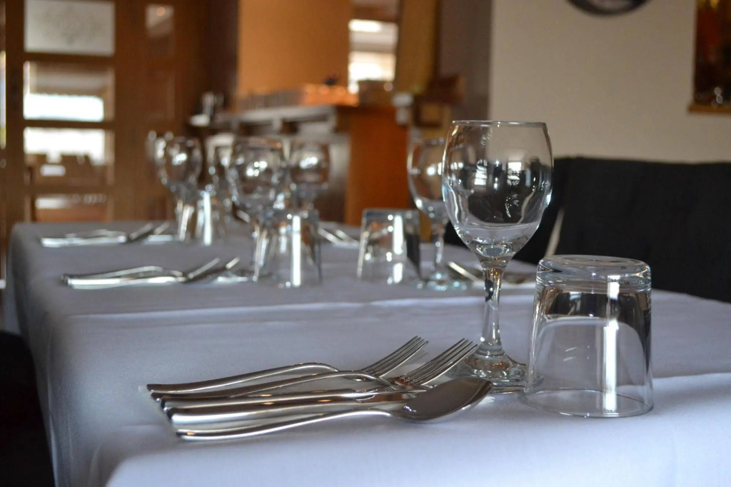 Elan Hotel