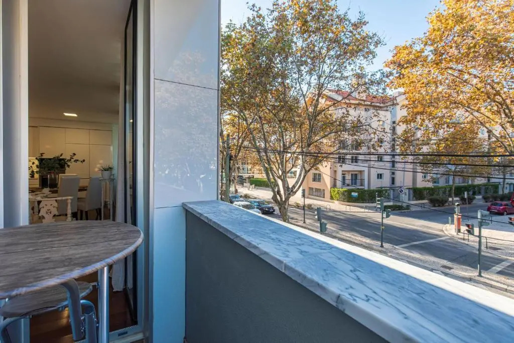 Touch of Class 2BDR Apartment by LovelyStay
