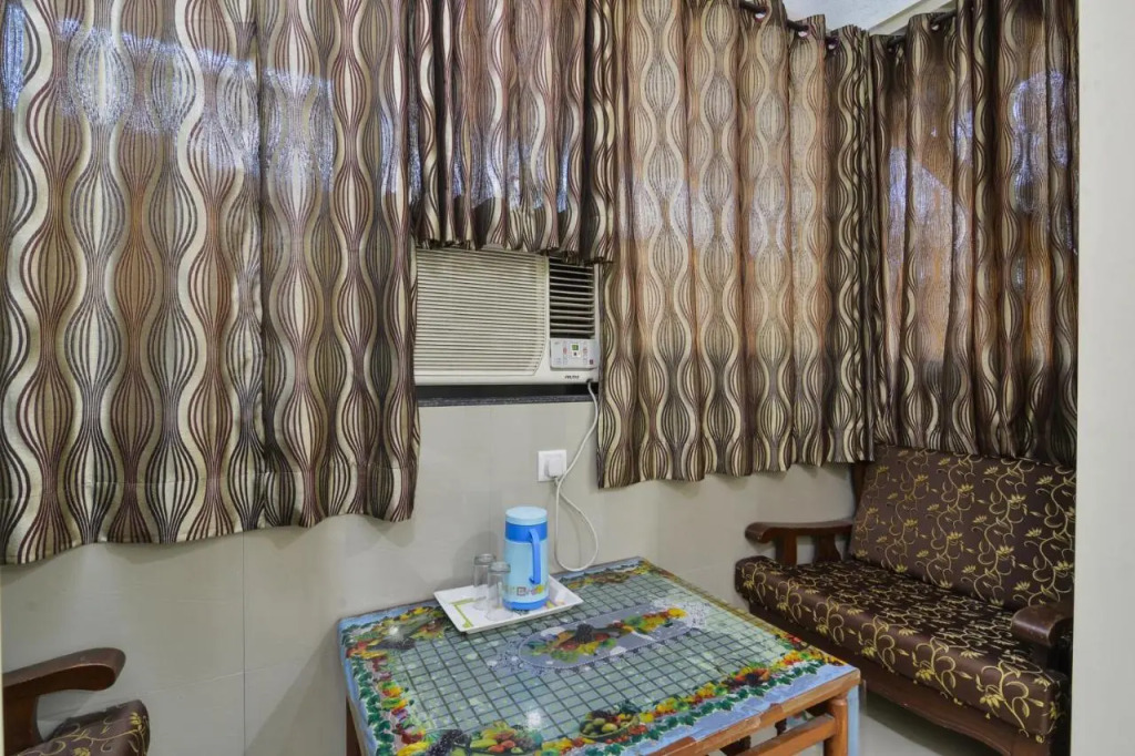 Hotel Aroma- Dadar