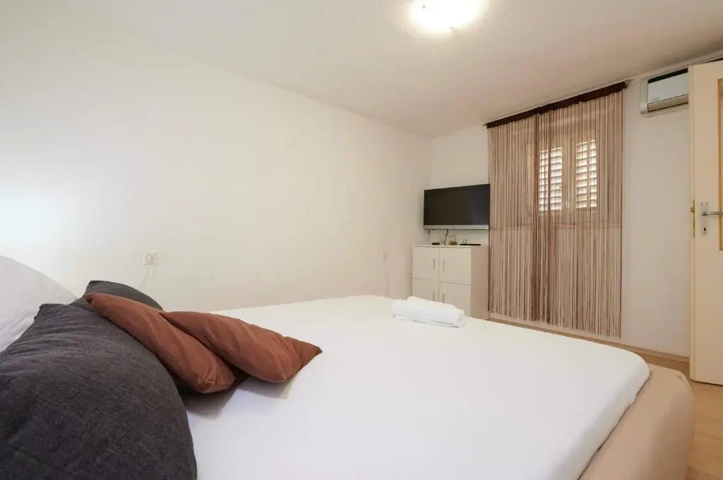 Apartments Lea