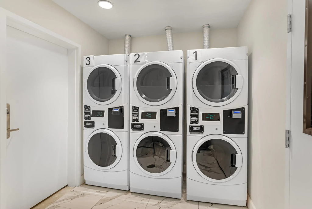 MainStay Suites Chesapeake - Greenbrier