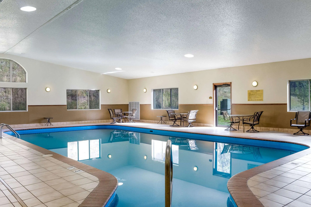 Comfort Inn & Suites