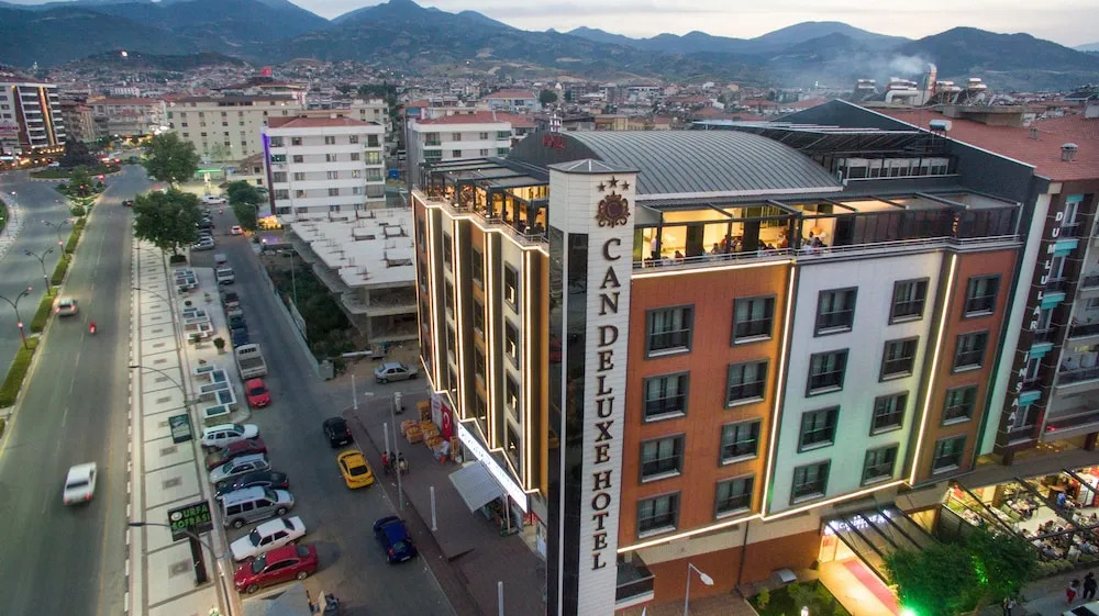 Can Deluxe Hotel