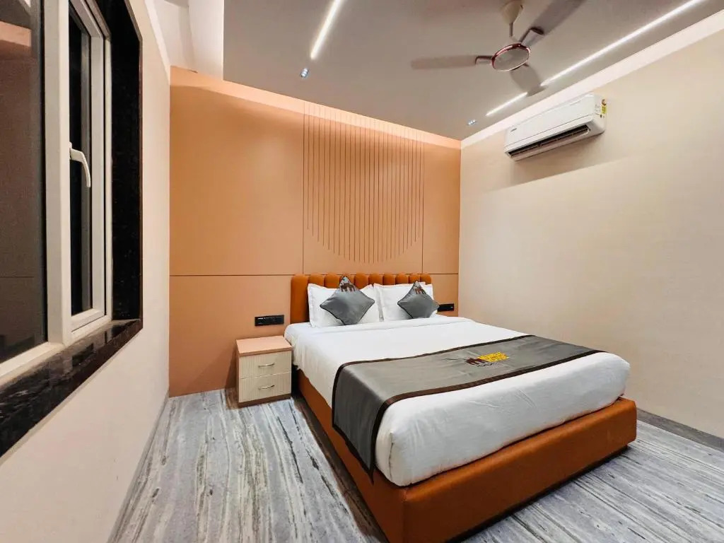 Hotel Mumbai House Pithampur