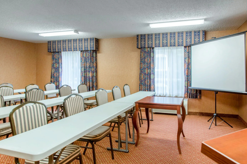 Quality Inn & Suites