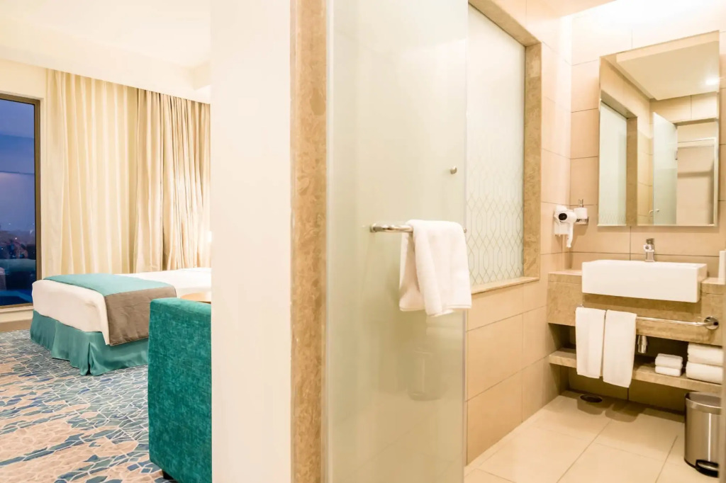 Holiday Inn Express Kolkata Airport by IHG