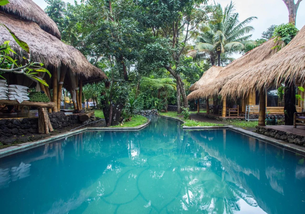 Omunity Bali