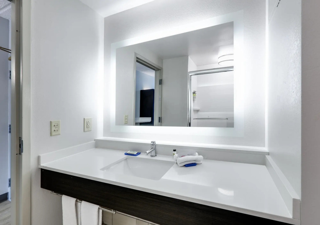 Holiday Inn Express Hotel & Suites Dublin by IHG