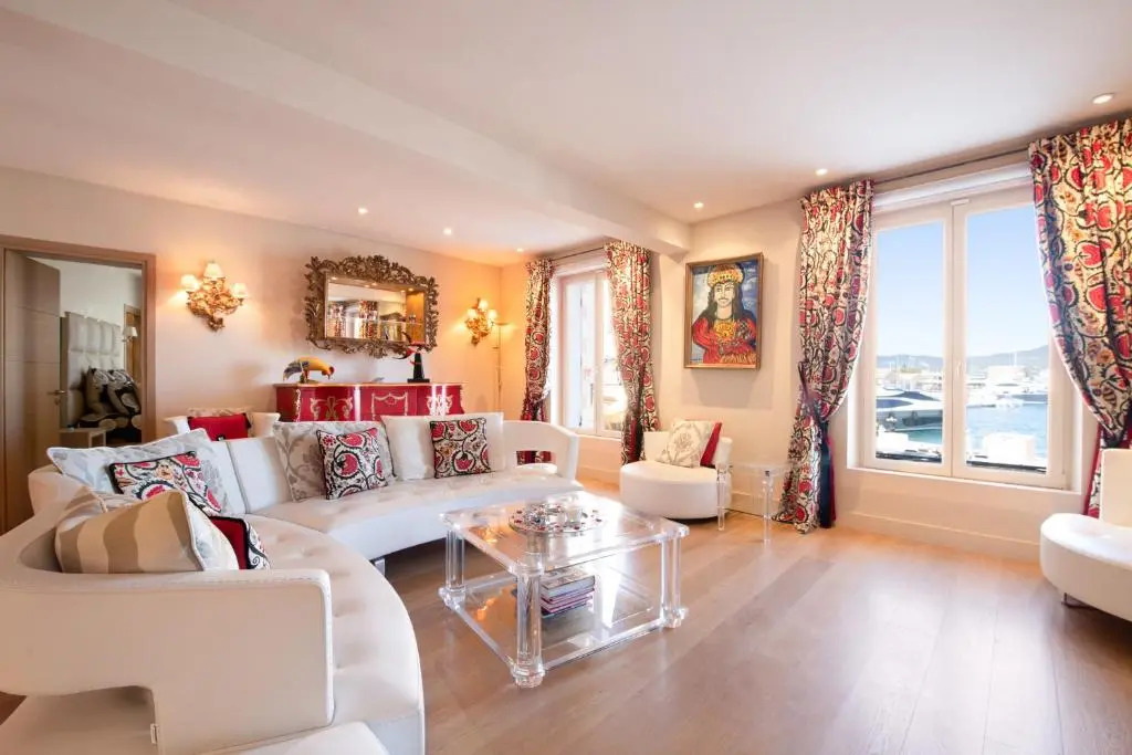 RARE! Appartement, 100m2, Climatisé - Port de Saint-Tropez