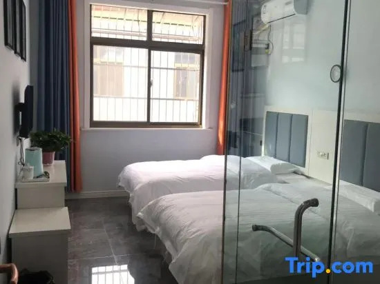 Yunzhihai Hotel (Huashan Visitor Center Branch)