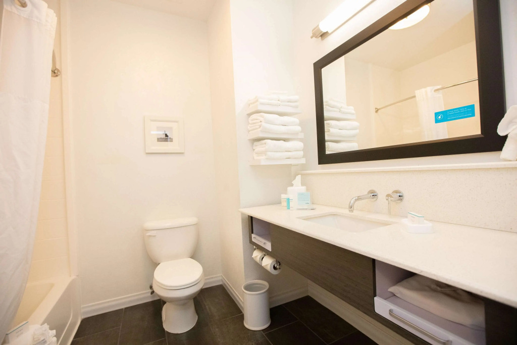 Hampton Inn Toledo Oregon