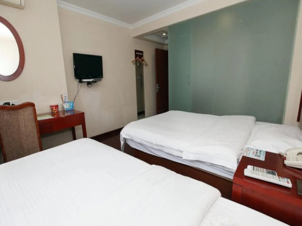 GreenTree Inn Nanjing Xinjiekou Wangfu Avenue Express Hotel
