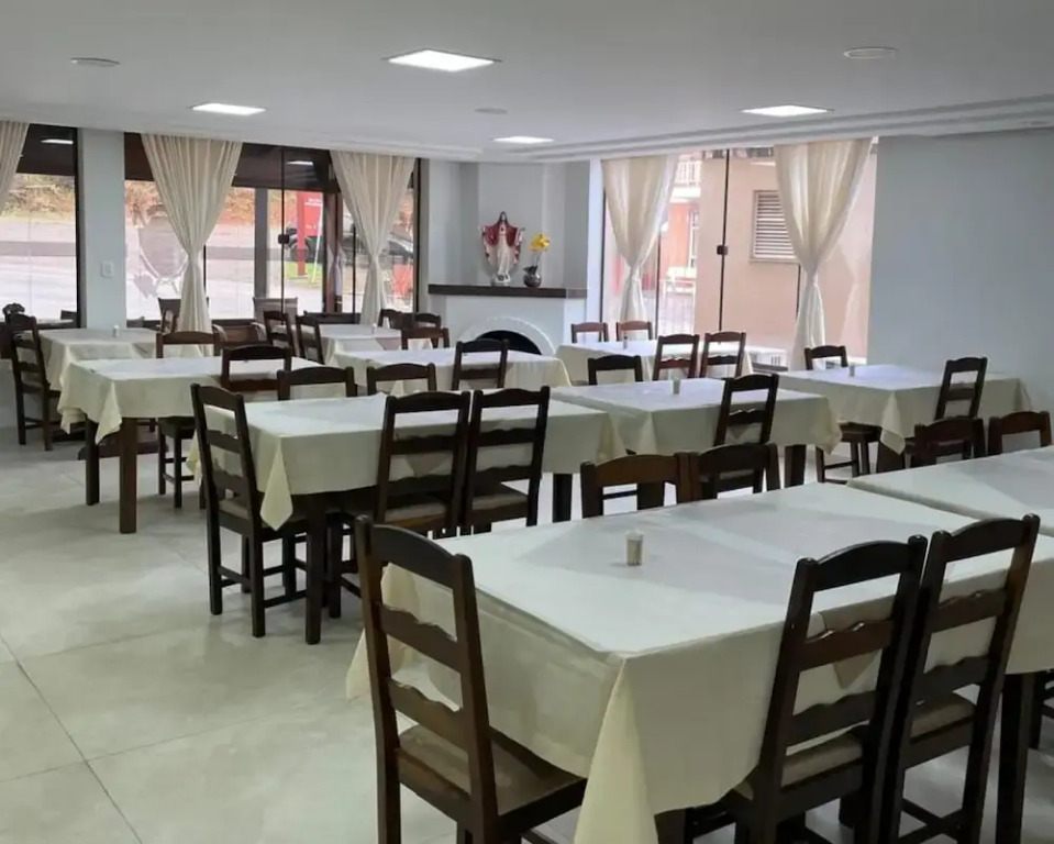Dona Adelia Hotel e Restaurante