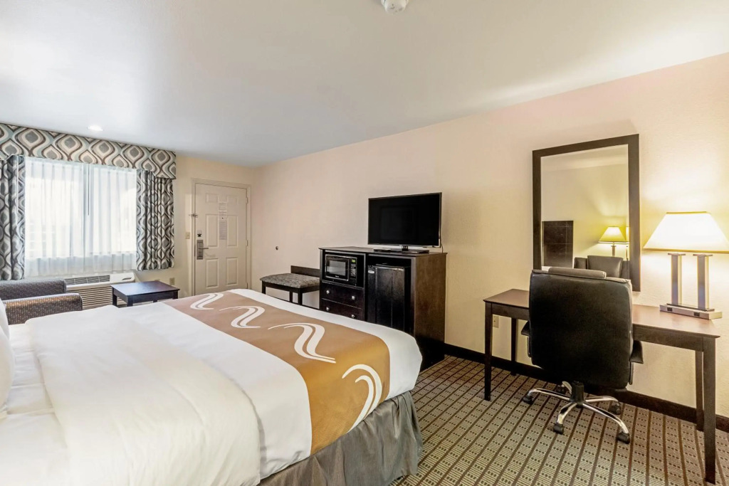Quality Inn Three Rivers