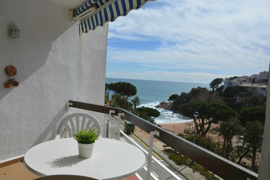 Apartamento Cala Salionç 12 primera linea de playa Tossa de Mar