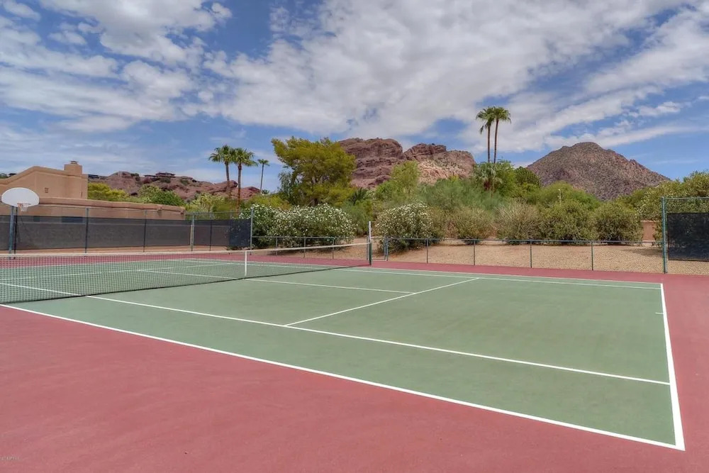 Camelback Mountain 2 BR by Casago