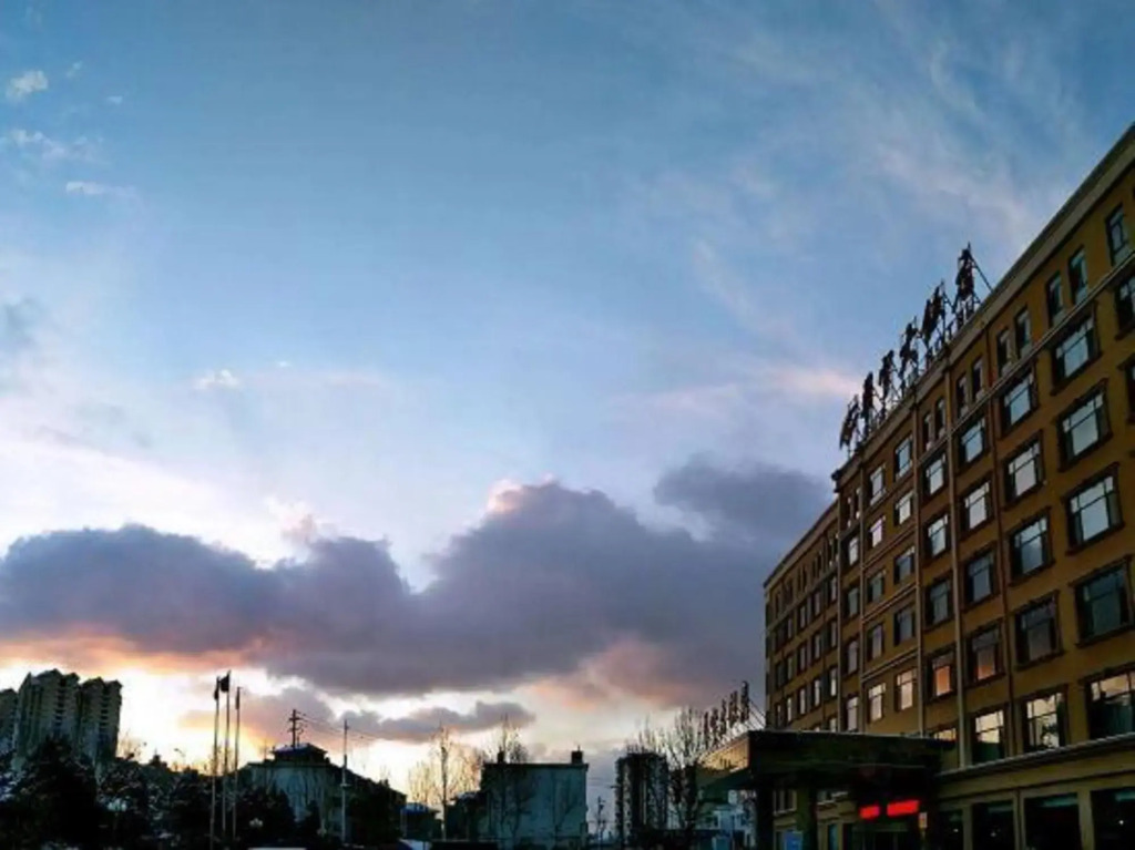 Yantai Huayu Hotel